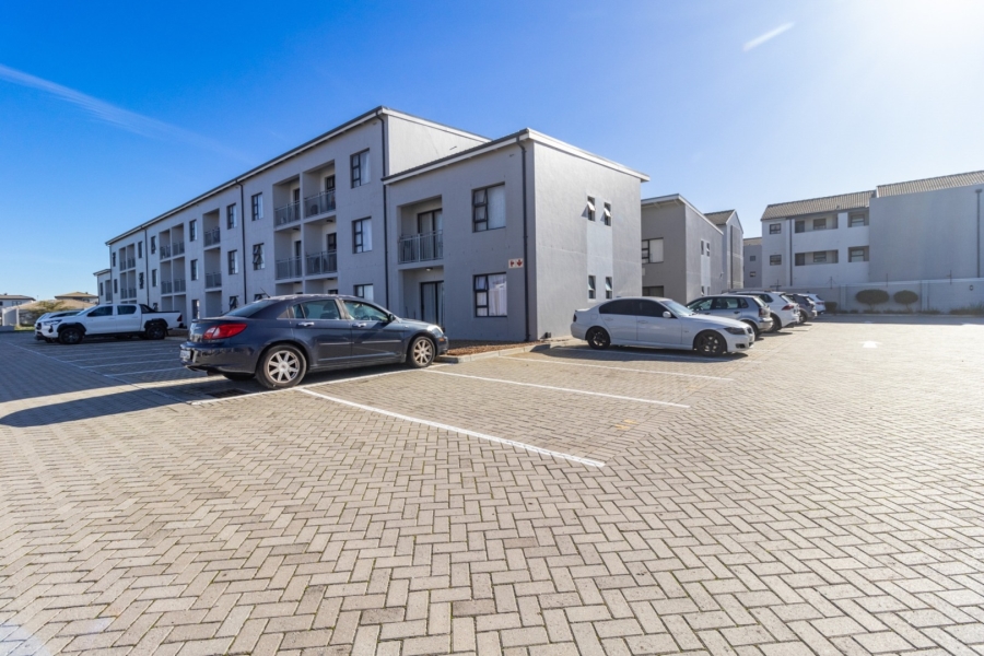 2 Bedroom Property for Sale in Parklands Western Cape